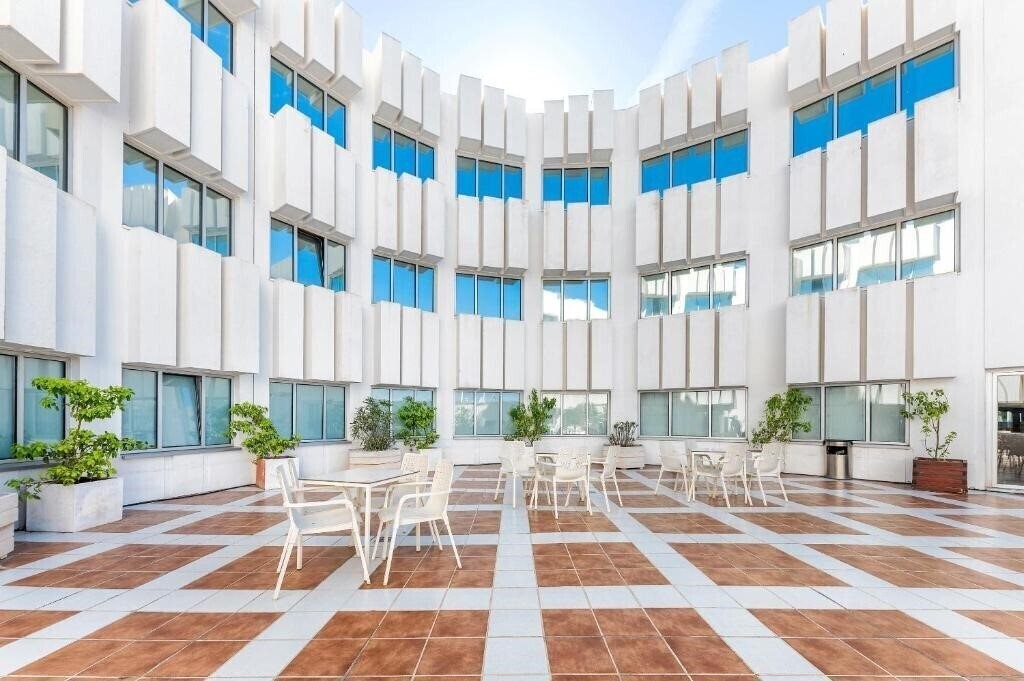 Зображення Port Azafata Valencia (ex. Tryp Valencia Azafata Hotel) 4*