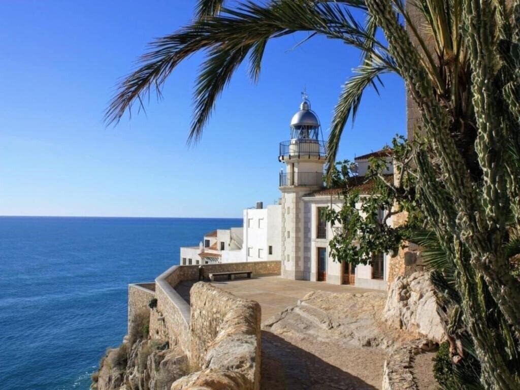 Картинка Apartamentos Kronos 3000 2*