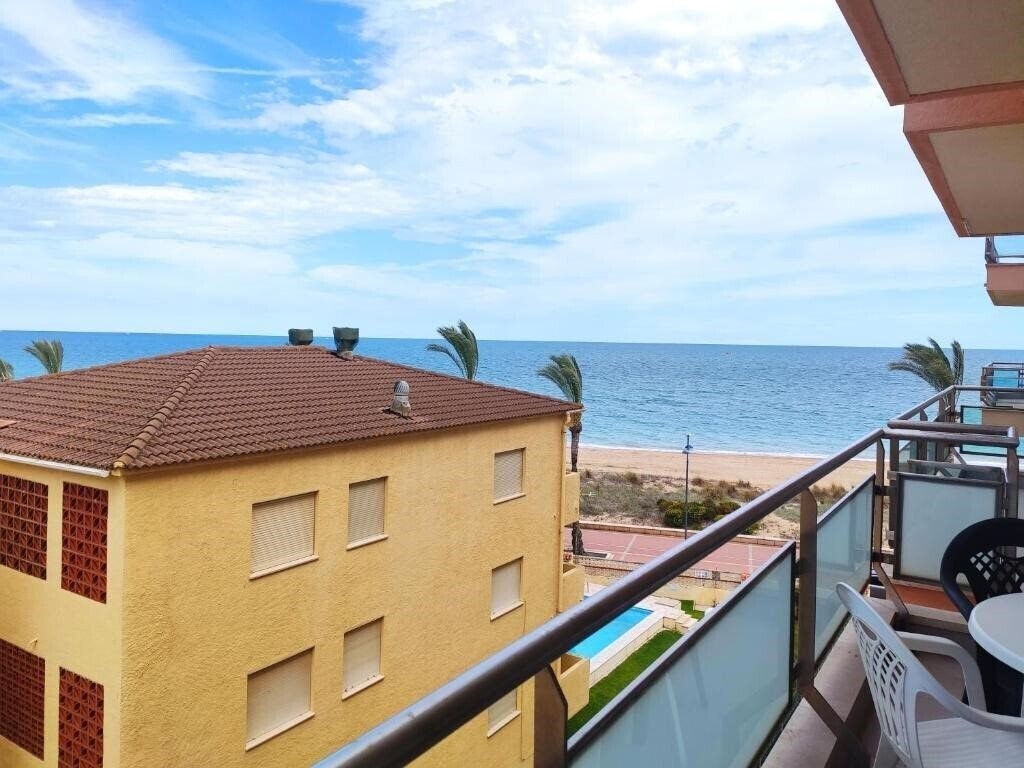 Готель Apartamentos Surfing 3000 3*