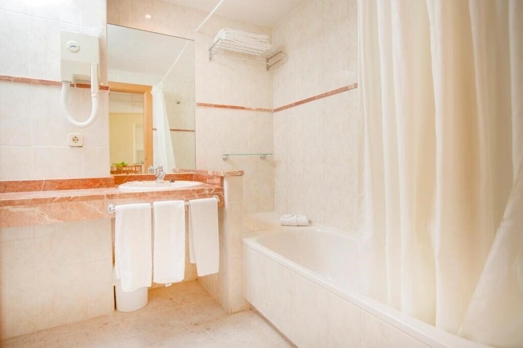 Фотографія Tres Anclas Gandia 3*