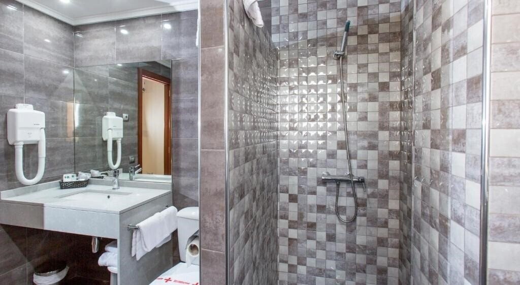 Фотографія Olympia Hotel Ronda I 2*