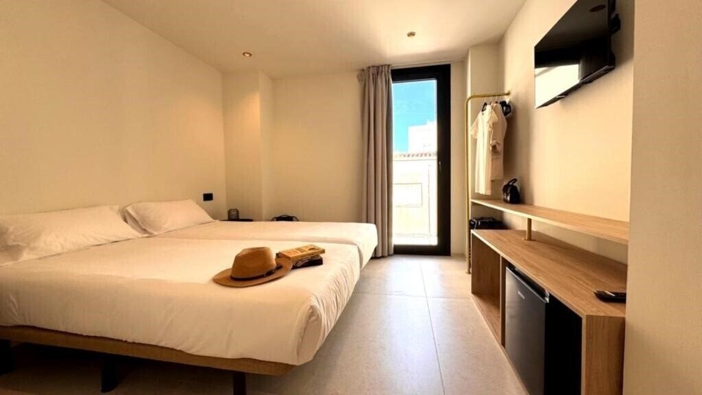 Картинка Hugo Beach Hotel 2*