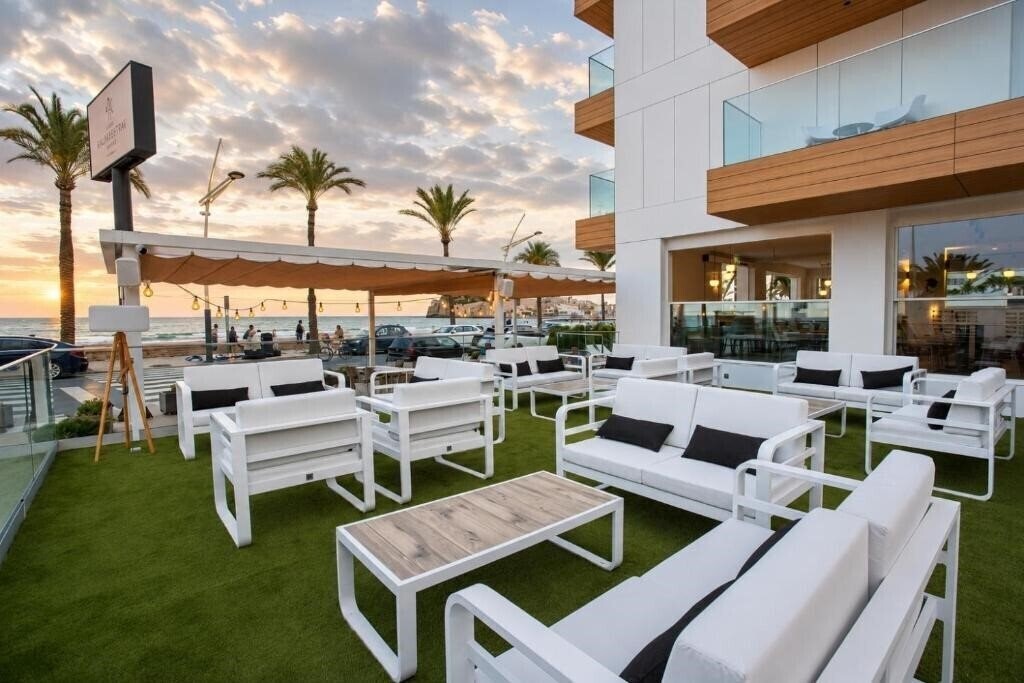 Фото Hotel Maria Cristina 4*
