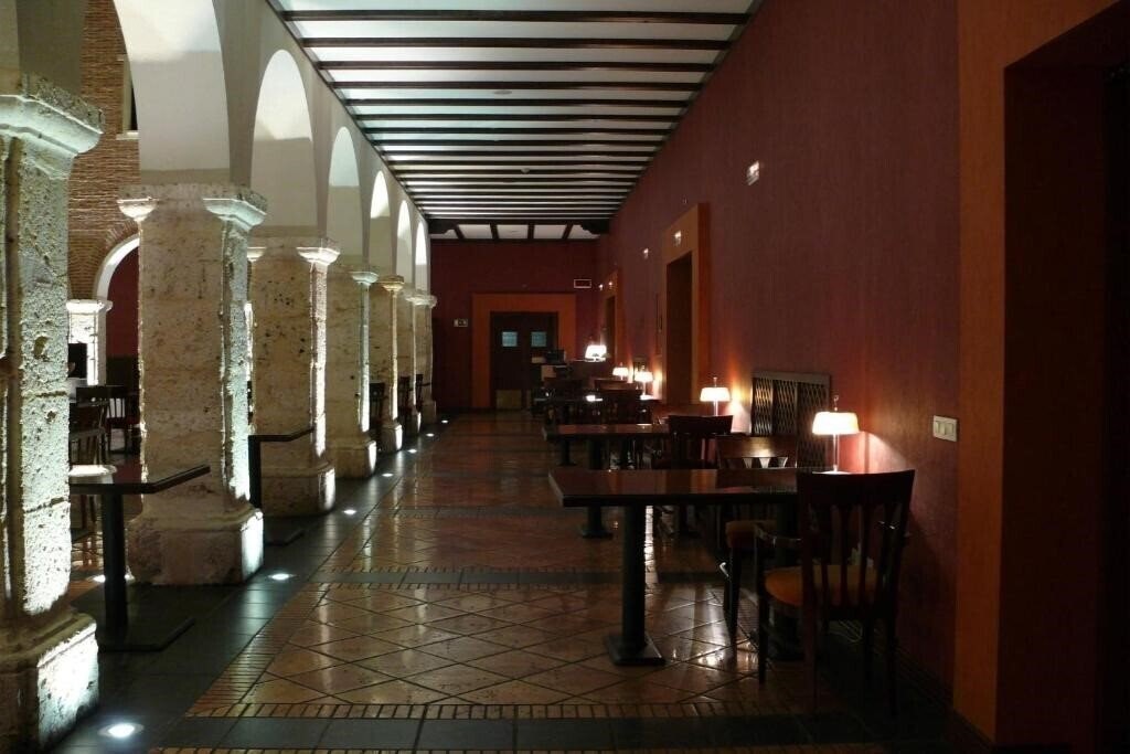 Изображение Ac Palacio De Santa Ana 5*