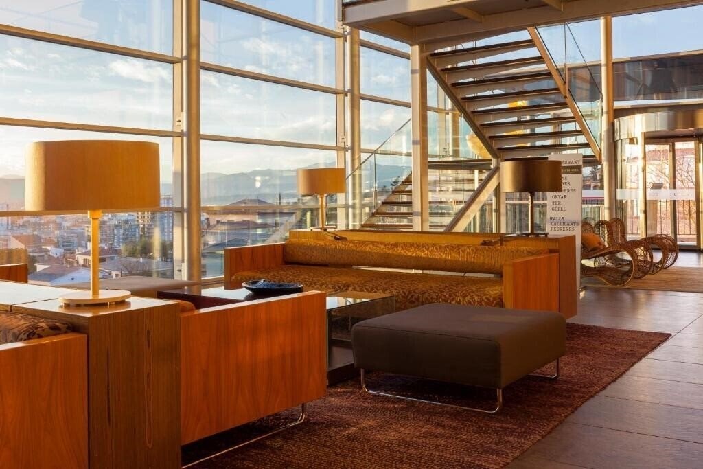 Готель Ac Palau De Bellavista 5*