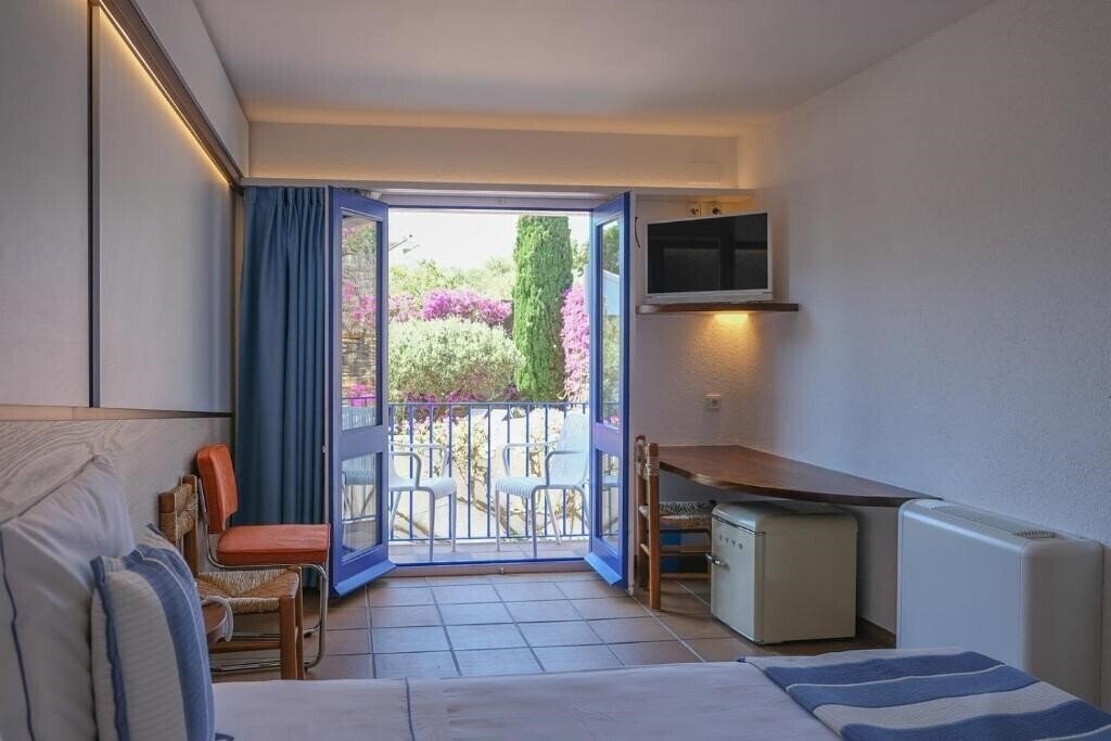 Зображення Hotel Blaumar Cadaques 3*