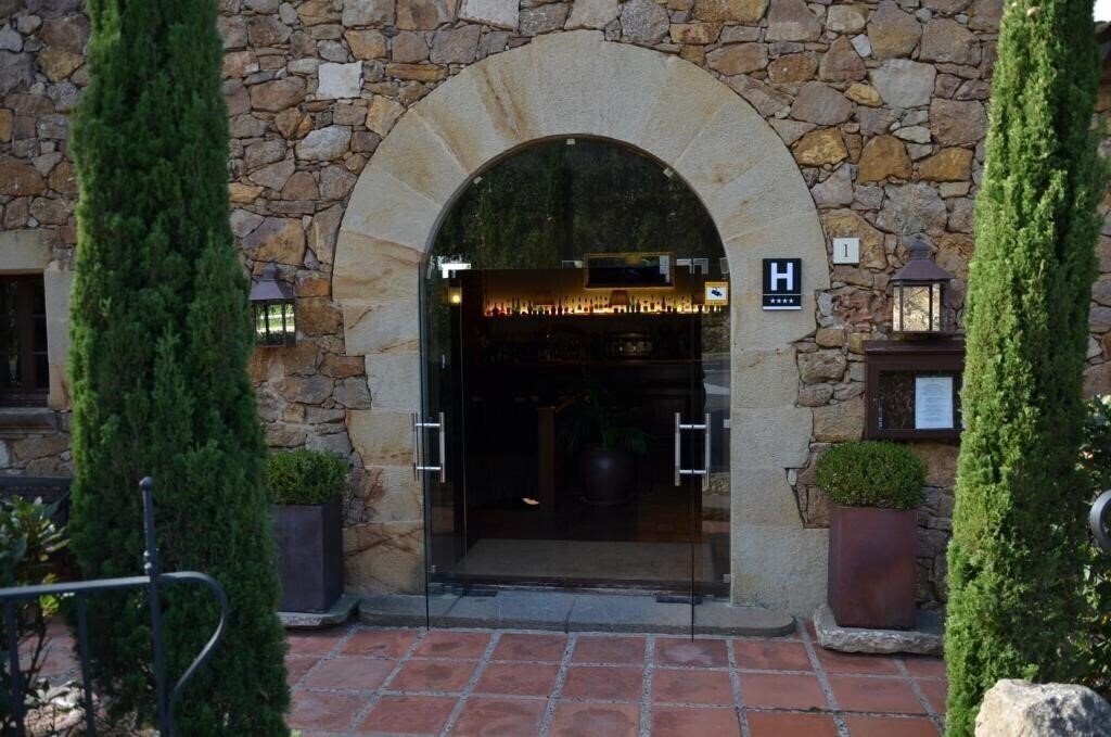 Картинка Restaurant Galena Mas Comangau 4*