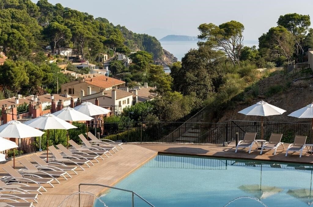 Готель Talaia Plaza Ecoresort 4*