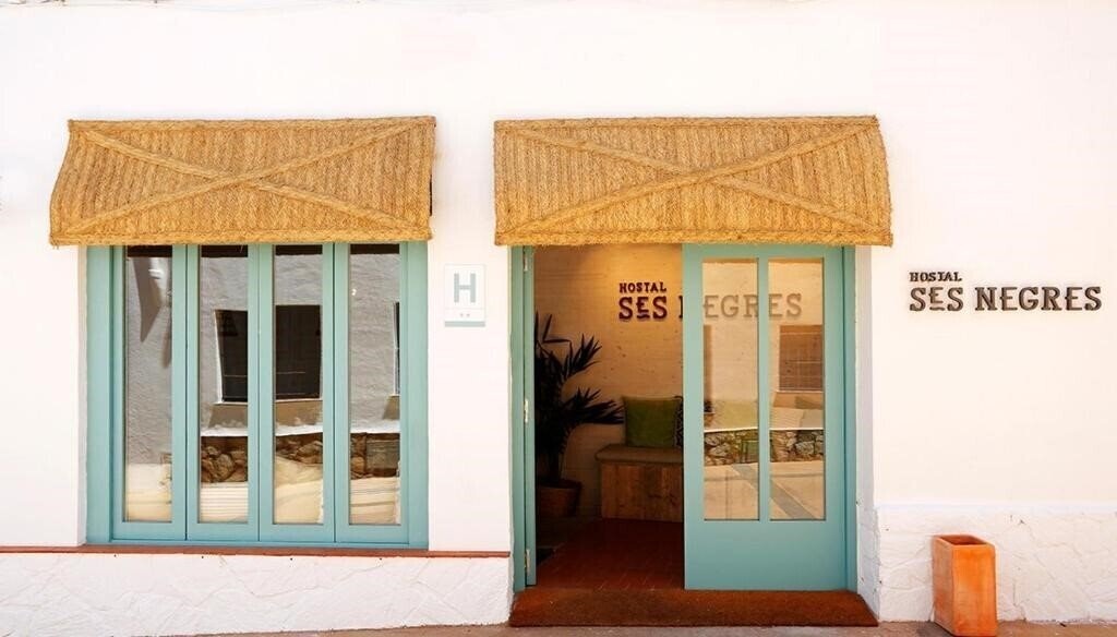 Фото Hostal Ses Negres 2*