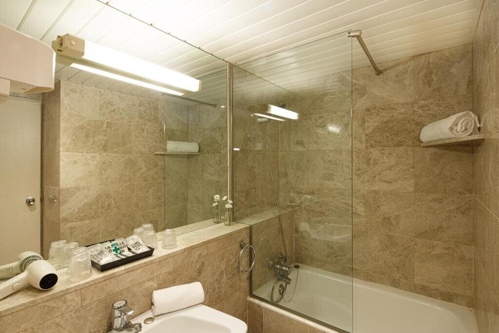 Фото Alp Hotel Masella (ex. Sercotel Alp Masella) 3*