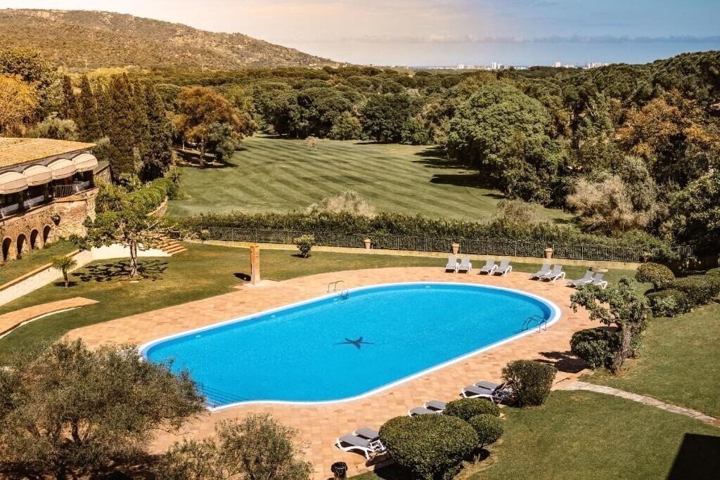 Готель RVHotels Golf Costa Brava 4*