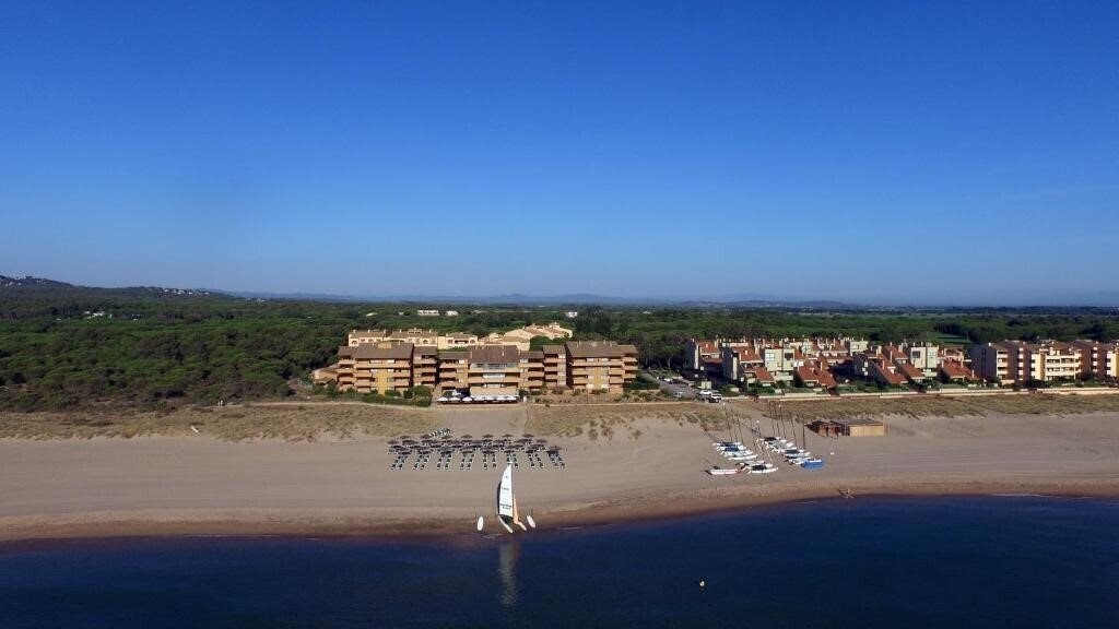 Отель Apartaments Golf By La Costa Resort 3*