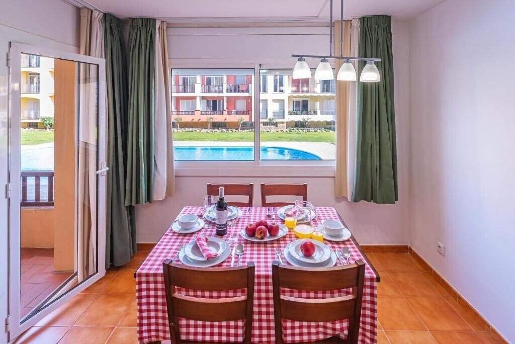 Картинка Apartaments Turistics Comte D'Empuries 2*