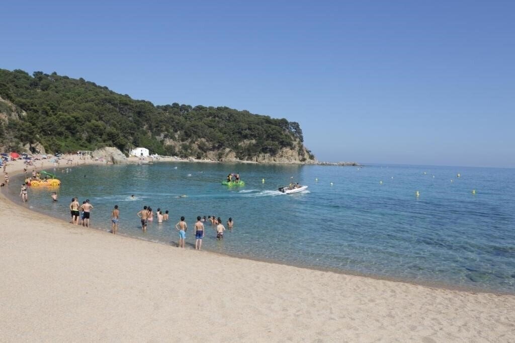 Отель Camping Senia Cala Canyelles 3*