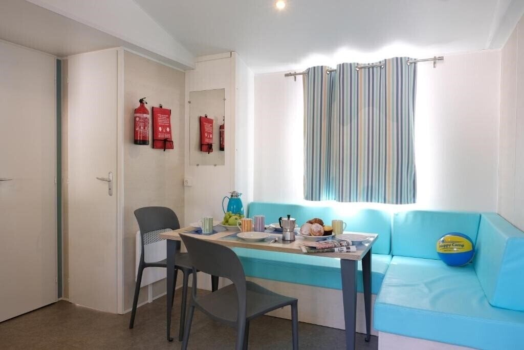 Картинка Camping Senia Cala Canyelles 3*