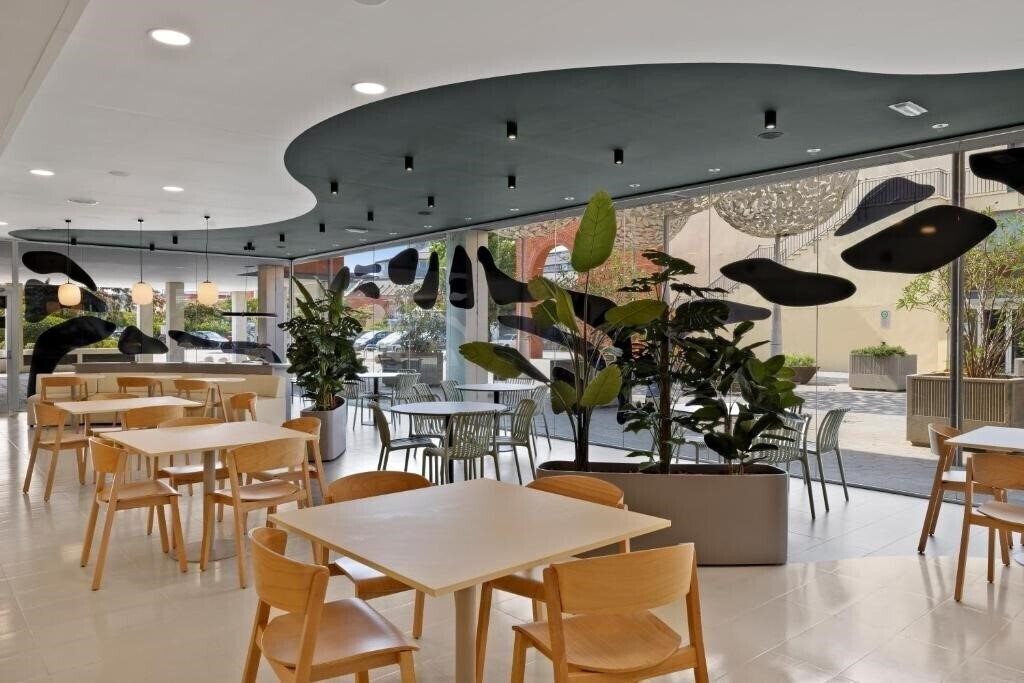 Зображення B&B Hotel Girona 3 3*
