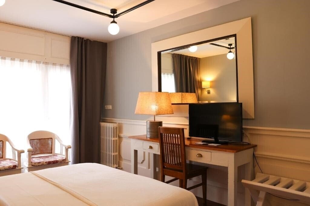 Фотографія Hotel Restaurant Vostra Llar 3*