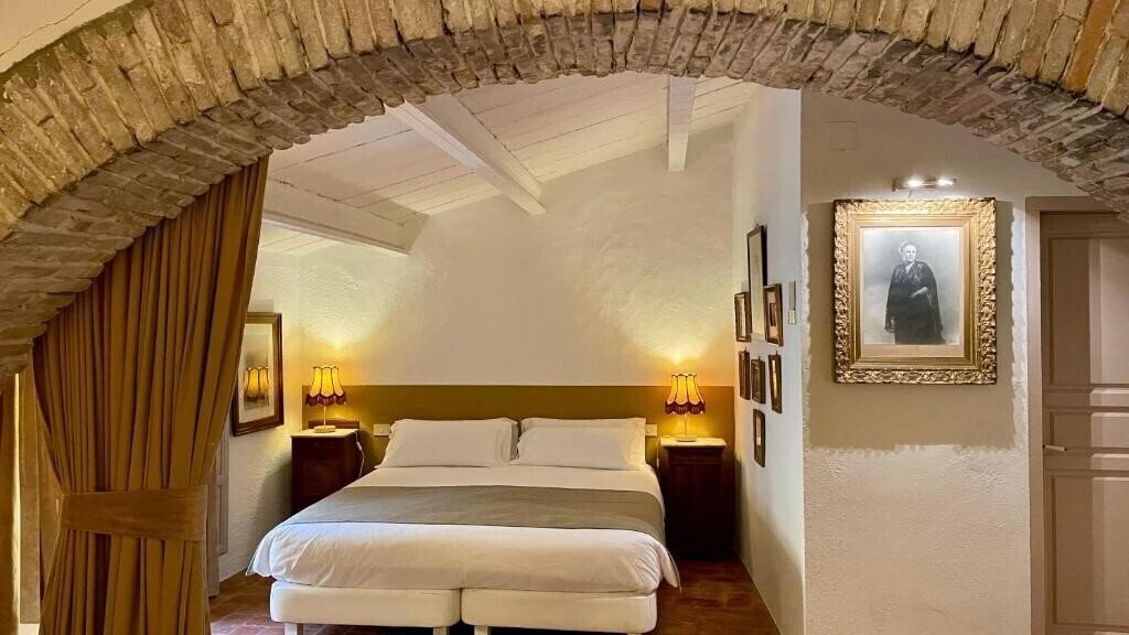 Фото Apartaments Can Gibert 3*