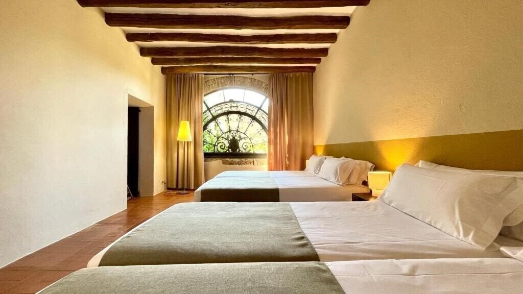 Картинка Apartaments Can Gibert 3*