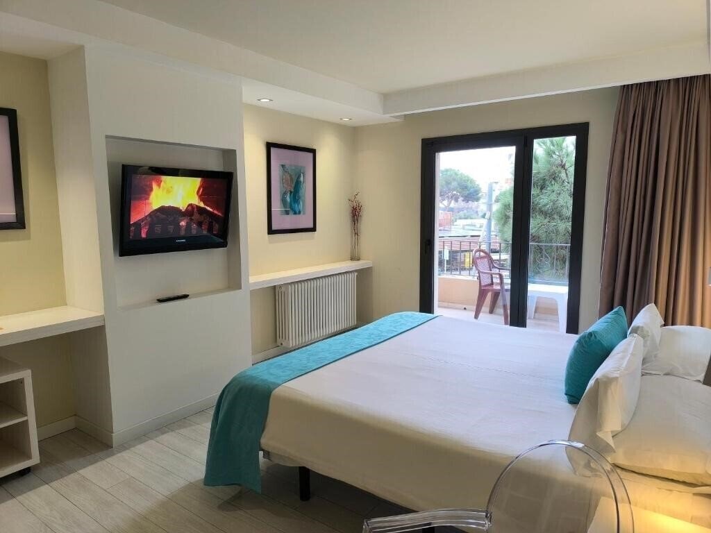 Отель Hotel SPA La Terrassa 3*