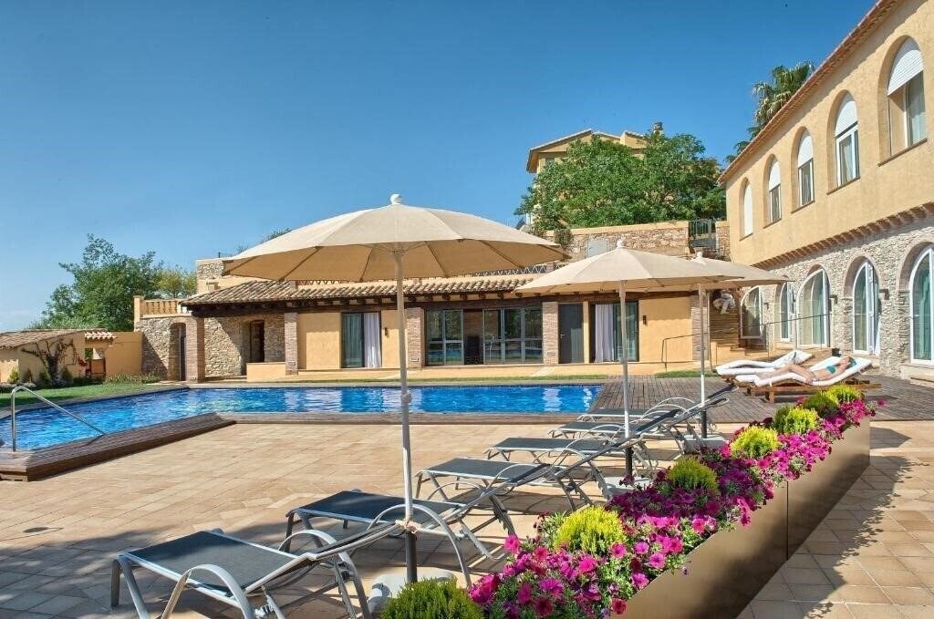 Отель Hostalet De Begur 2*