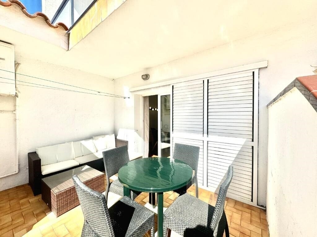 Отель Rosamar Roses 2*