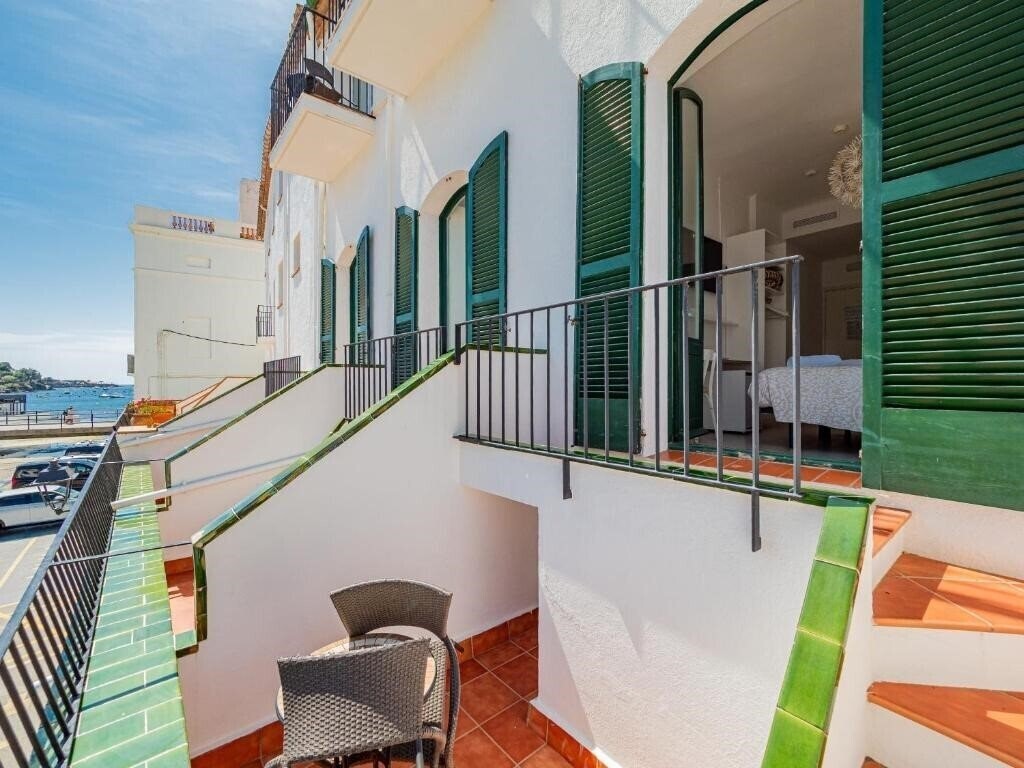 Картинка Marina Cadaques 2*