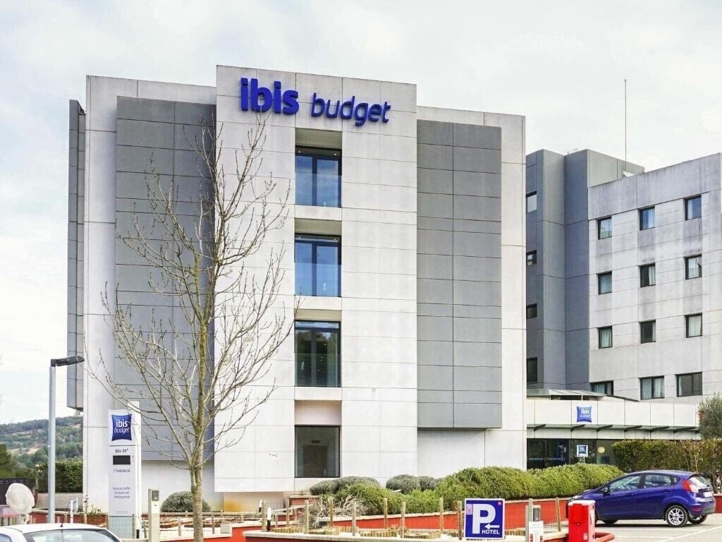 Отель Ibis Budget Girona Costa Brava 2*