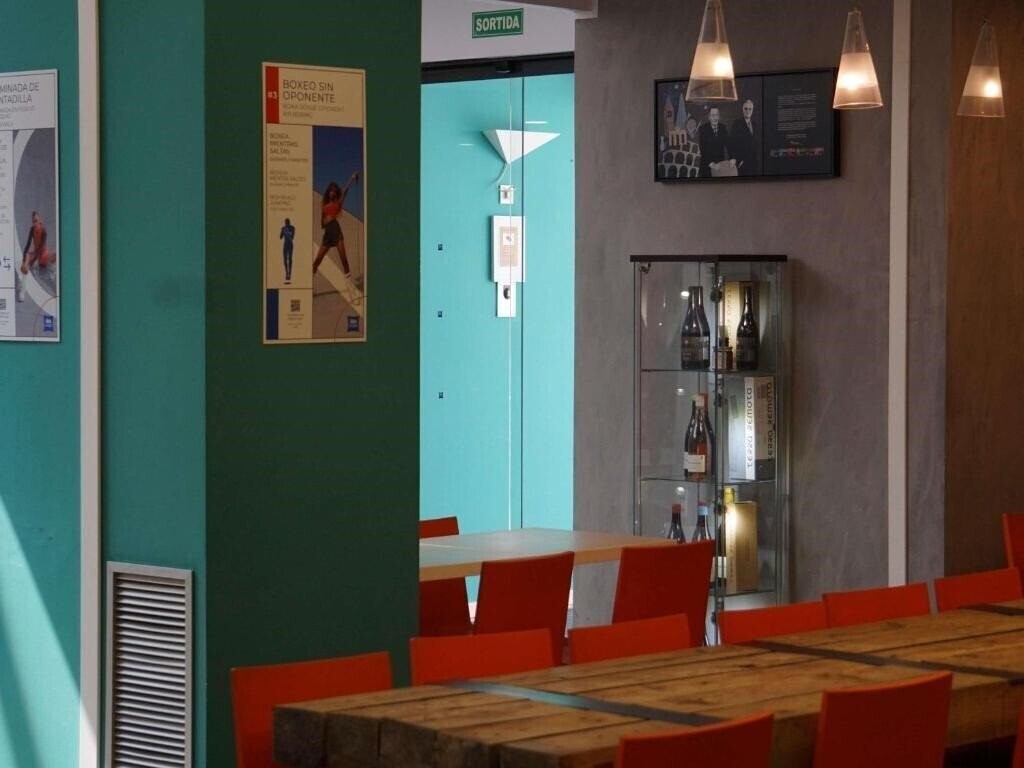 Фотографія Ibis Budget Girona Costa Brava 2*