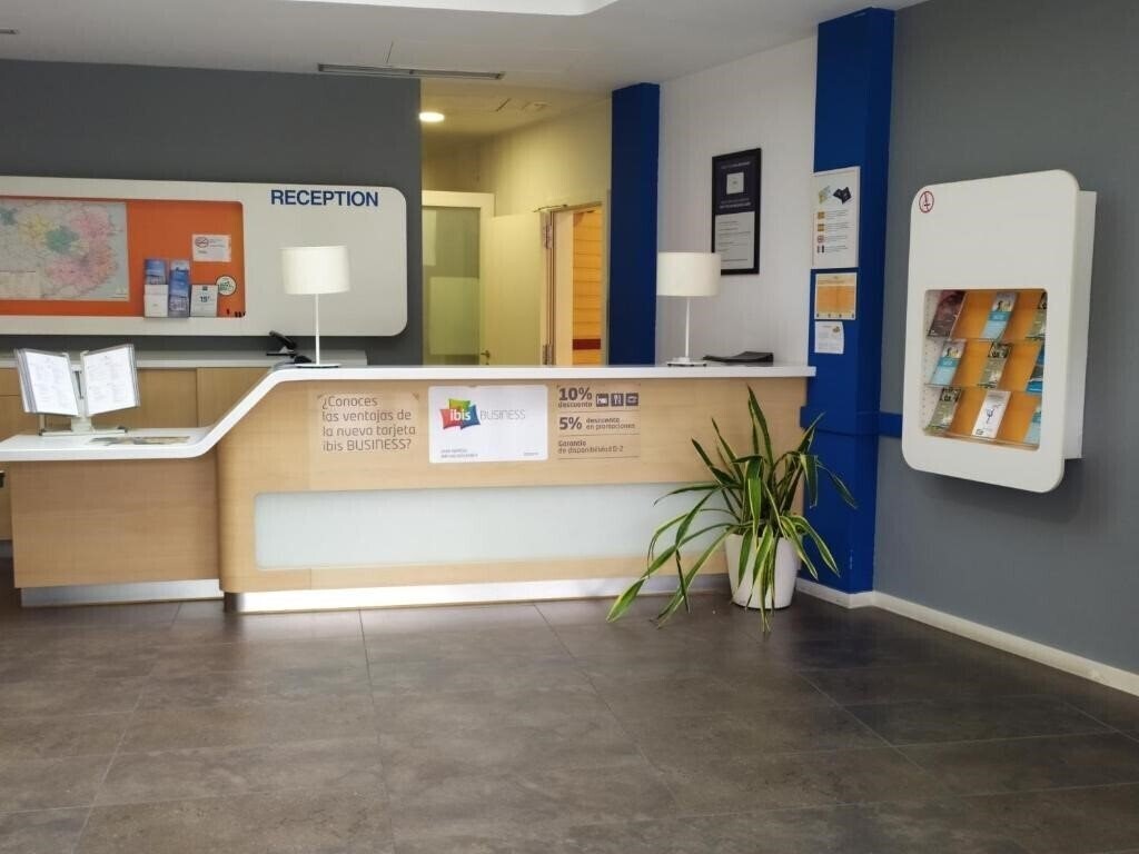 Картинка Ibis Budget Girona Costa Brava 2*