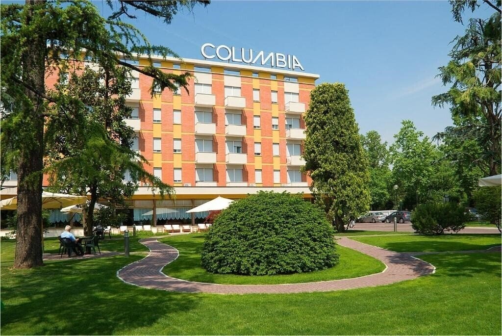 Готель Columbia Terme 3*