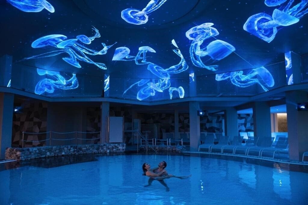Отель Panoramic Hotel Plaza 4*