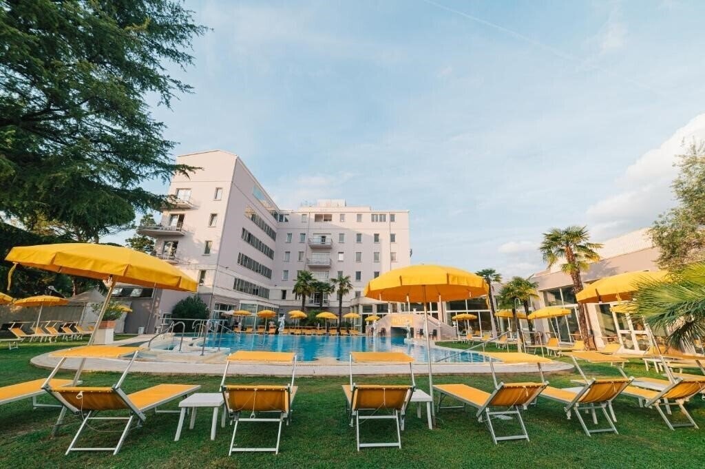 Фотографія Terme Helvetia 4*