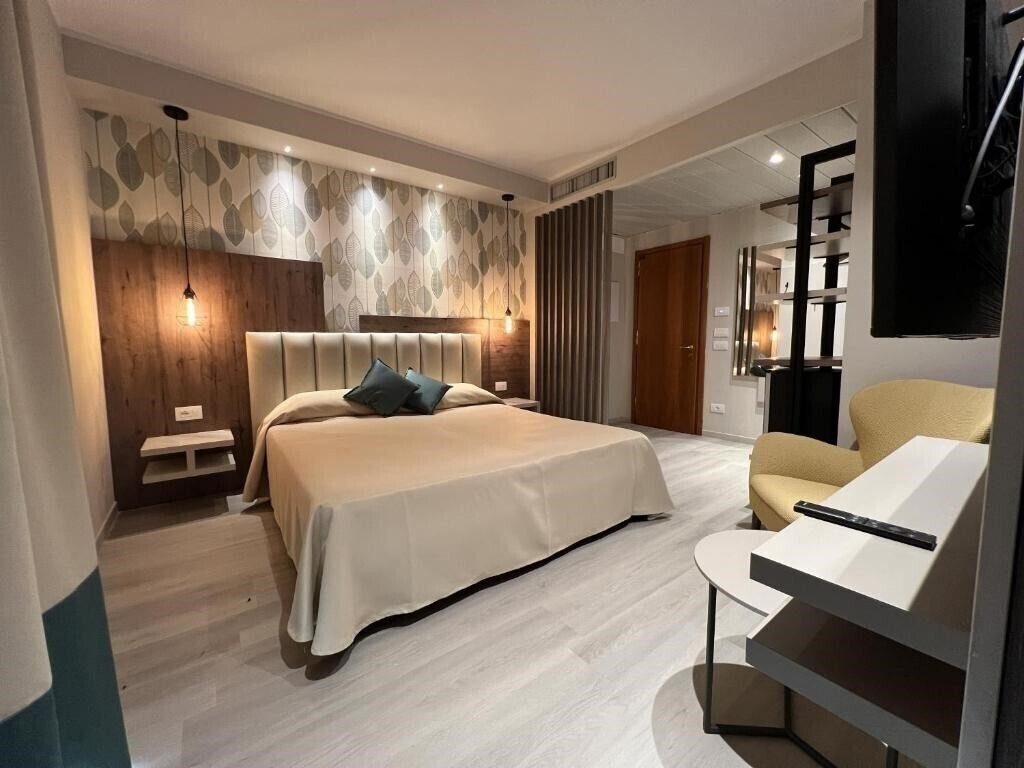 Готель Lo Zodiaco Hotel 3*