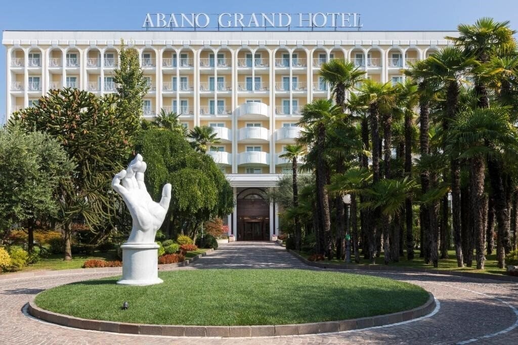 Готель Abano Grand Hotel 5*