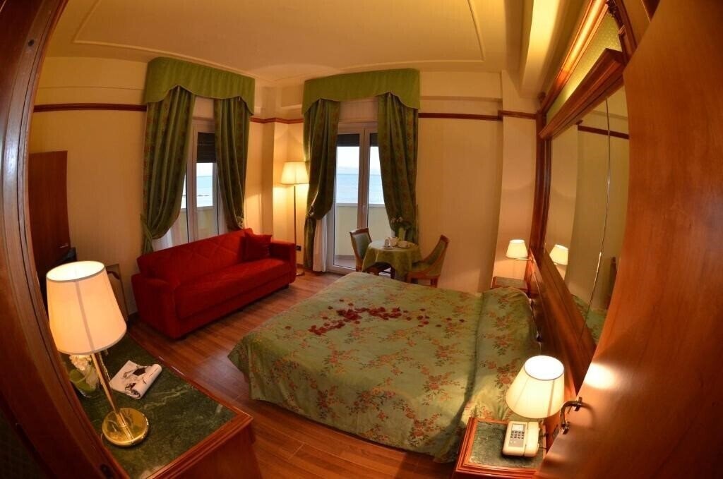 Фотография Grand Hotel Montesilvano 3*