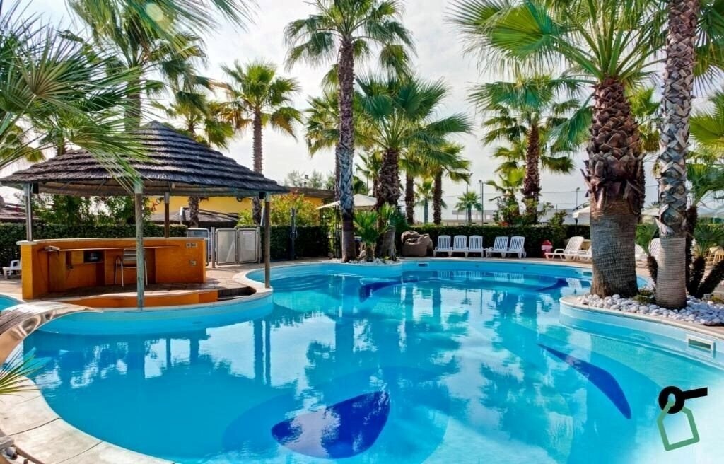 Картинка Hotiday Room Collection Giulianova 4*