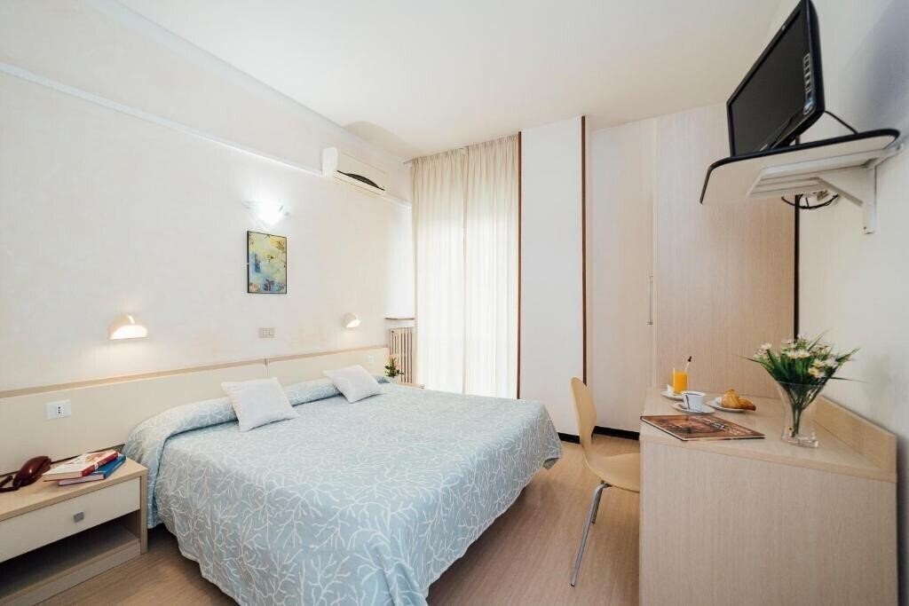 Отель Hotel Atlantic 3*
