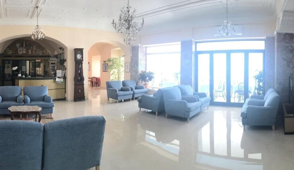 Фотография La Balnearia 3*