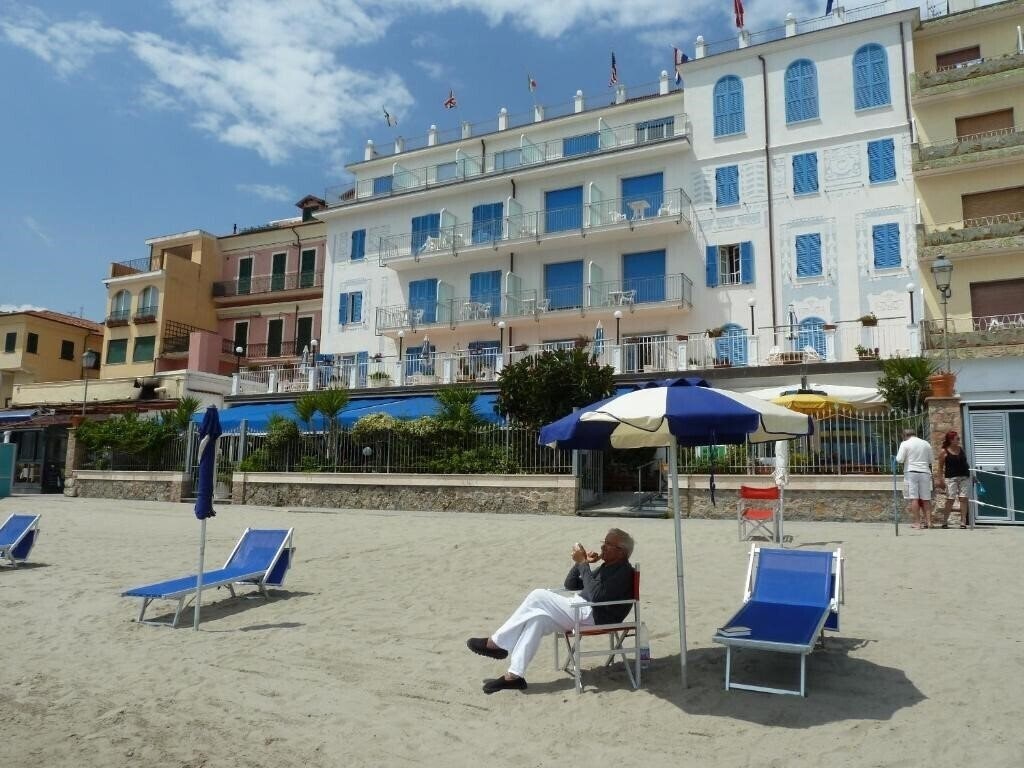 Картинка La Balnearia 3*