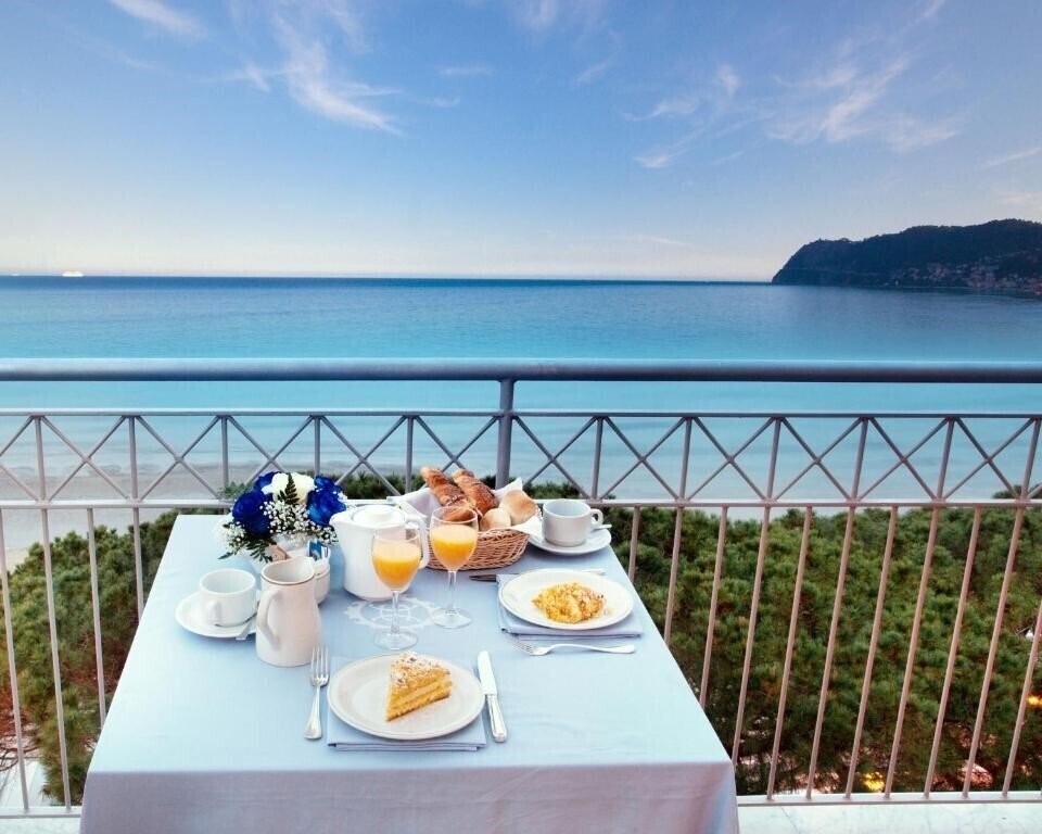 Отель Grand Hotel Spiaggia 4*
