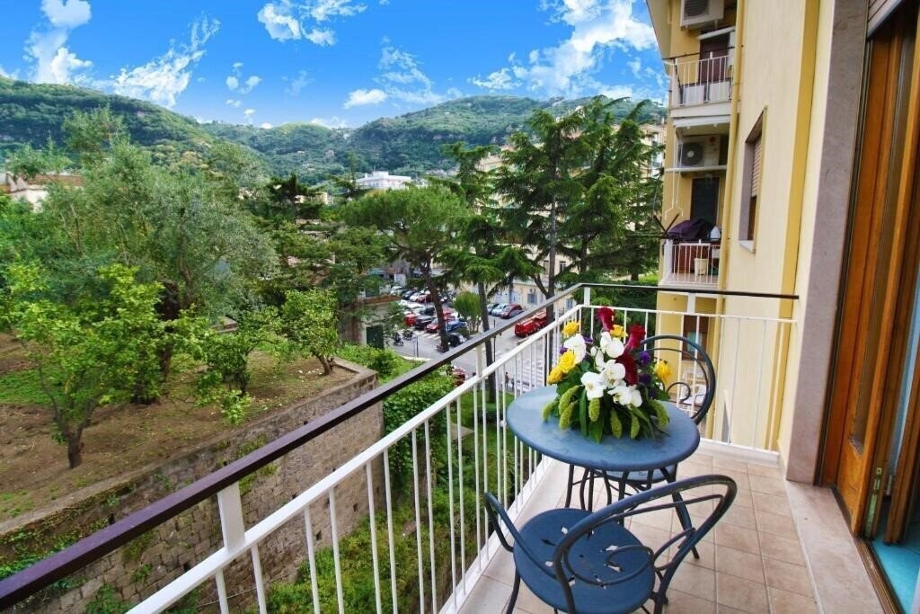 Фотографія Hotel Savoia Sorrento 3*