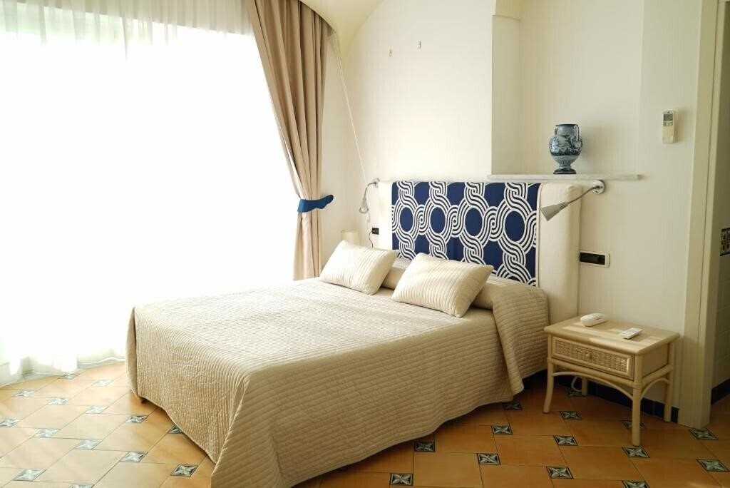 Картинка Hotel Bellevue Suite 3*