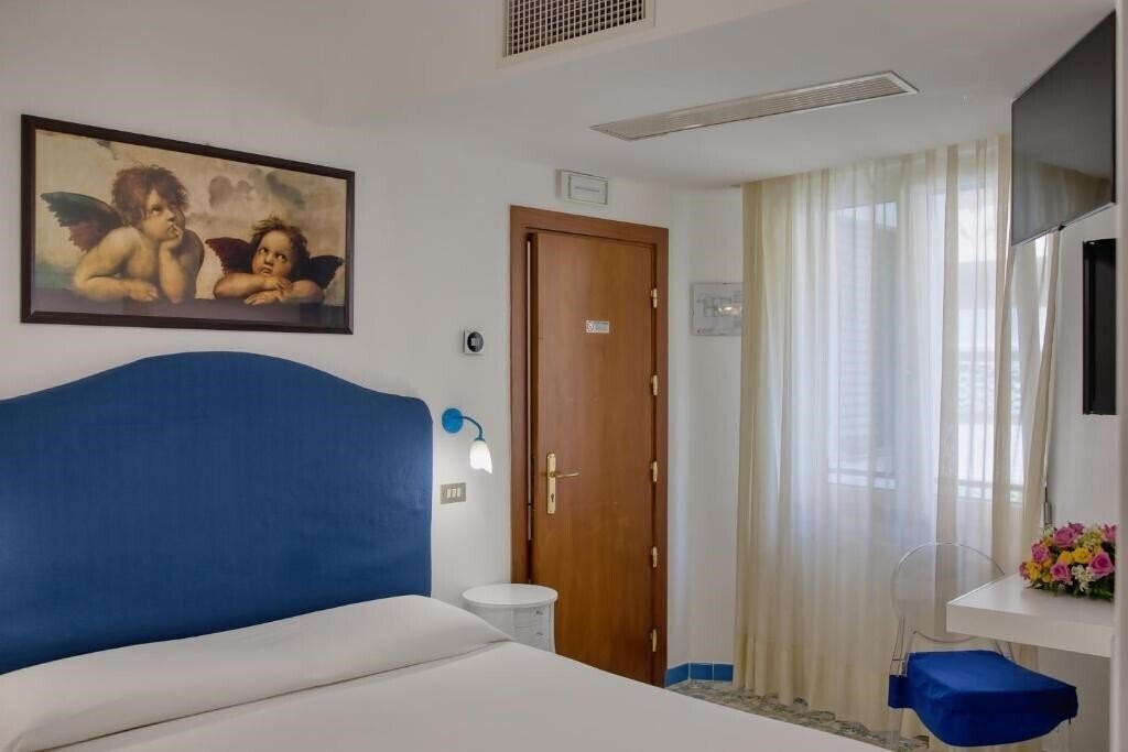 Картинка Hotel Amalfi 3*