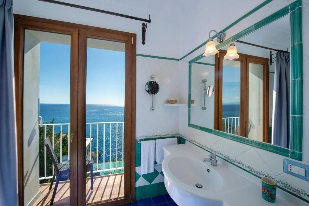 Фотография Maresca Hotel Praiano 3*