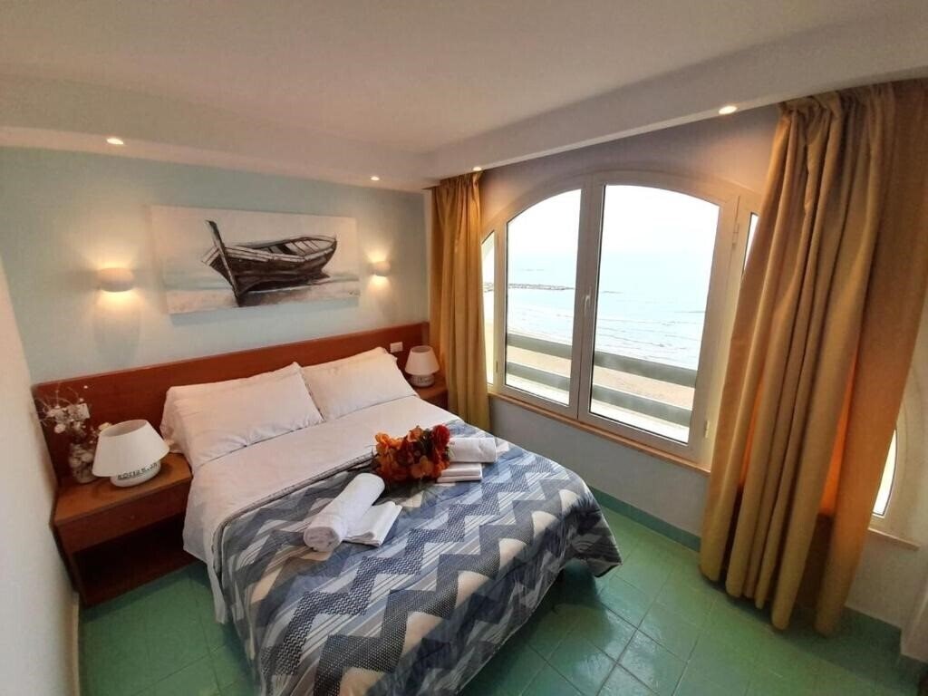 Готель Casa Vacanze Elianto Anzio 4*