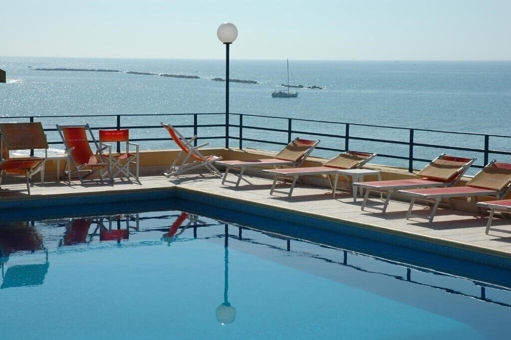 Фотографія Grand Hotel Dei Cesari 4*