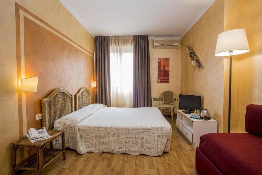 Картинка Le Pageot 3*