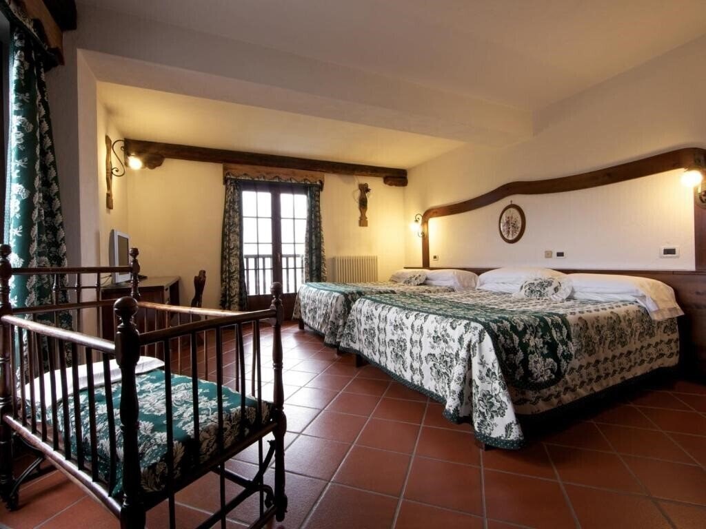 Готель Milleluci 4*