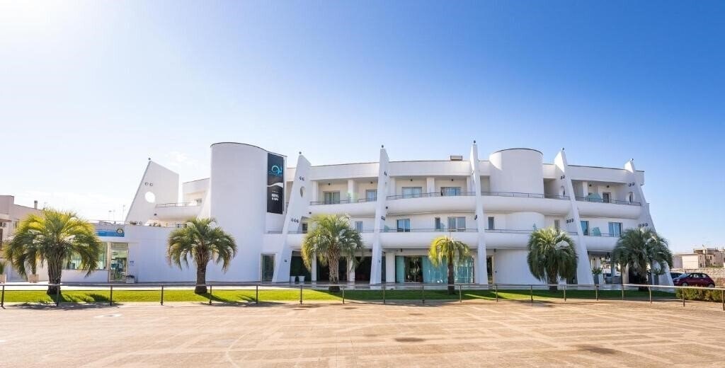 Отель Callistos Hotel & Spa (Tricase) 4*